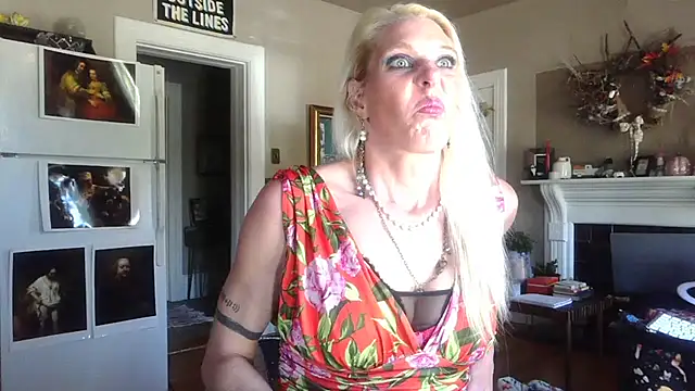 Glamazonx online show from October 31, 2025, 7:43 pm