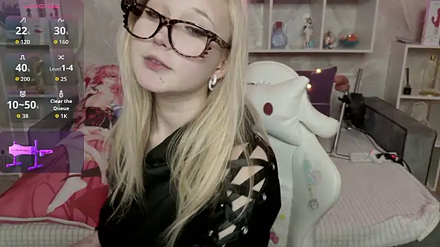 MeowkaKitty online show from March 8, 2026, 1:55 am