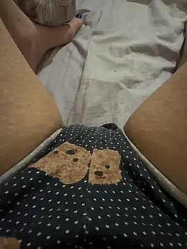 pinkimeryem online show from March 23, 2026, 2:00 am