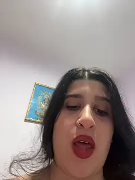 lylyacachonda online show from December 21, 2025, 5:47 pm