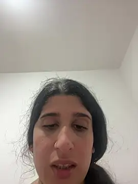 lylyacachonda online show from May 14, 2026, 12:46 pm