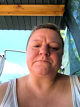 Snapshot of jusichka chatting on July 12, 2026, 6:03 am jusichka online show from July 12, 2026, 6:03 am