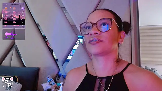 paula daniela1 online show from June 27, 2026, 9:32 pm