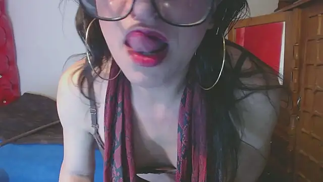 Snapshot of LorenJade chatting on March 23, 2026, 7:52 am LorenJade online show from March 23, 2026, 7:52 am