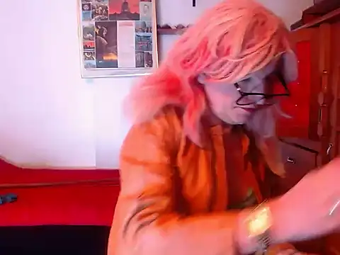 LorenJade online show from October 7, 2025, 9:21 am