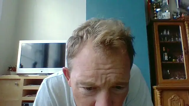 bertolini online show from September 21, 2025, 6:51 am