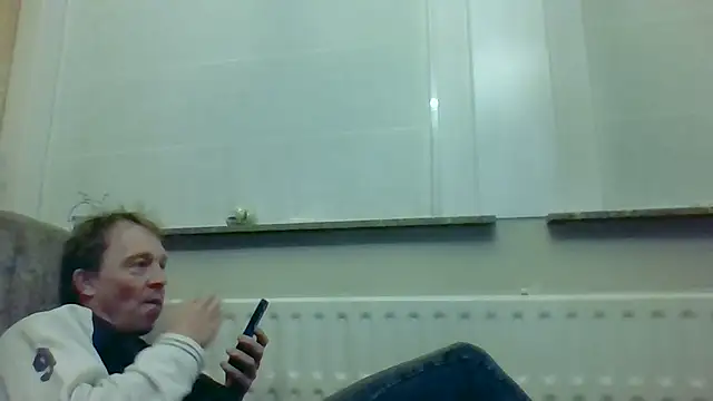 bertolini online show from December 1, 2025, 10:32 pm