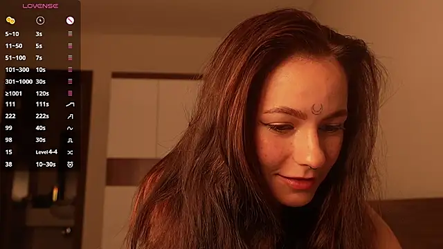 Snapshot of girl_with_snaketatto0 chatting on March 21, 2026, 2:57 am girl with snaketatto0 online show from March 21, 2026, 2:57 am