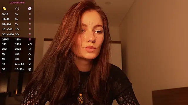 Snapshot of girl_with_snaketatto0 chatting on March 22, 2026, 2:37 am girl with snaketatto0 online show from March 22, 2026, 2:37 am