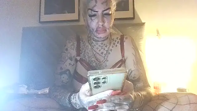 Jeanny Bln online show from December 6, 2024, 4:12 pm