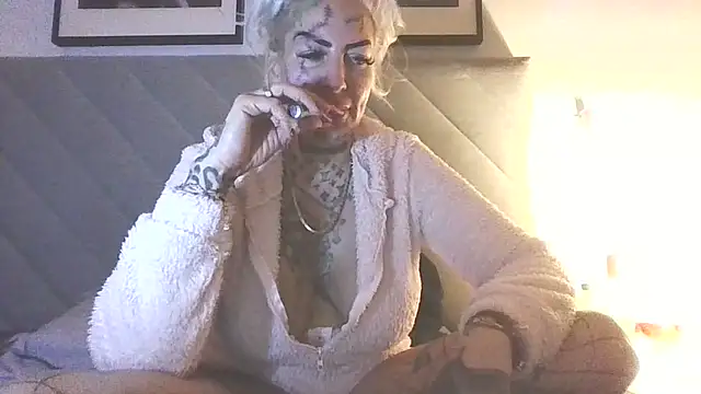 Jeanny Bln online show from December 1, 2024, 6:57 pm