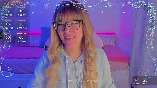 estivalae online show from December 6, 2024, 7:06 pm