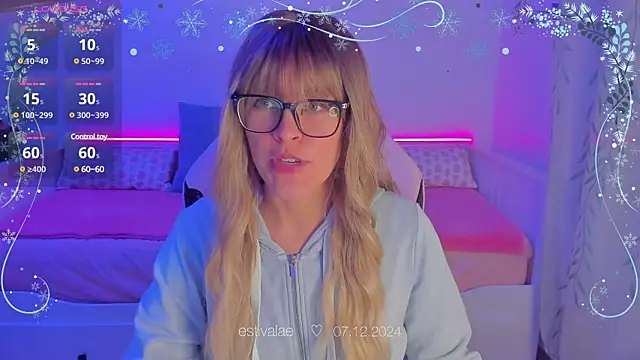 estivalae online show from December 7, 2024, 7:49 pm