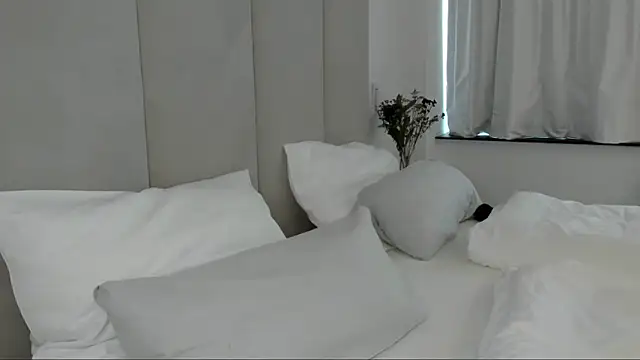 smileybabe online show from February 27, 2025, 8:02 am