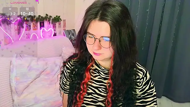 Snapshot of ss-katekisa-ss chatting on March 3, 2026, 8:16 pm ss-katekisa-ss online show from March 3, 2026, 8:16 pm