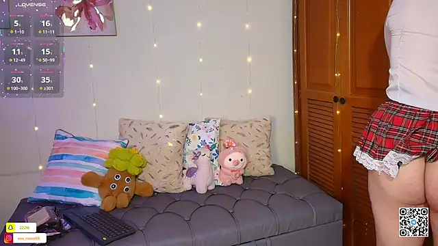 eva rosse69 online show from February 15, 2026, 12:04 pm