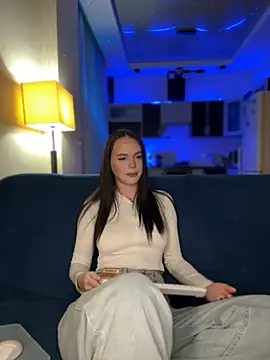 DinaTasty online show from October 21, 2025, 7:02 pm