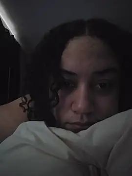 honeeyyy pot online show from November 11, 2025, 5:30 pm