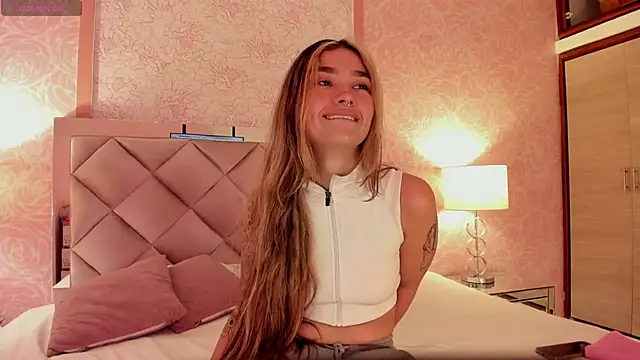 Arianavillada online show from September 22, 2025, 3:12 am