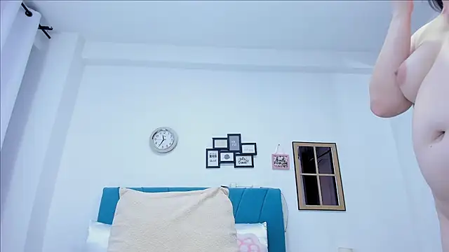 kamila lopez online show from March 6, 2026, 8:37 pm