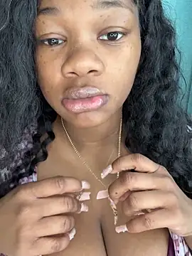 CharismaaBanx online show from February 19, 2025, 6:43 pm