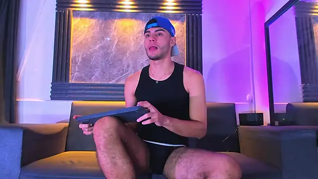 liam genner  online show from October 4, 2025, 8:10 pm