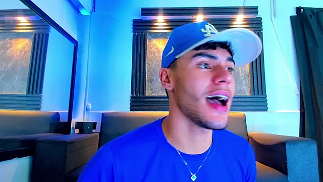 liam genner  online show from September 20, 2025, 8:03 pm