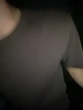 oguuxum online show from March 27, 2026, 9:16 pm