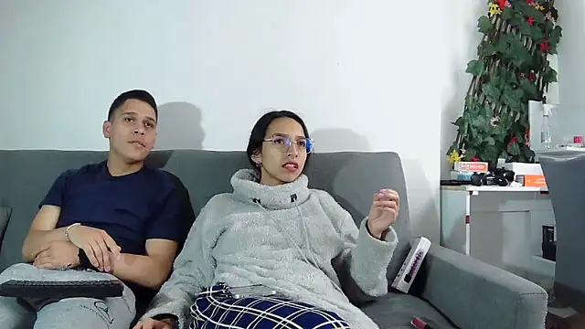 Snapshot of Katalleya_jyj chatting on October 31, 2025, 4:03 pm Katalleya jyj online show from October 31, 2025, 4:03 pm