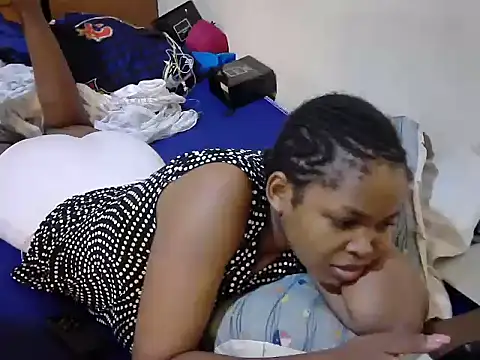 queen-sasha online show from September 29, 2025, 8:03 pm