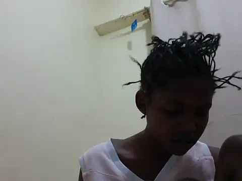 queen-sasha online show from June 27, 2026, 4:02 pm