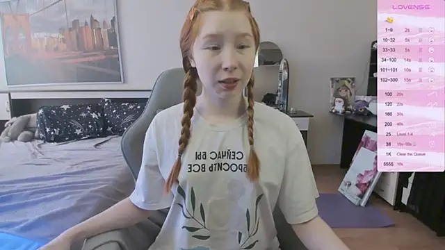 Snapshot of CallMeEffy1 chatting on June 7, 2026, 2:00 pm CallMeEffy1 online show from June 7, 2026, 2:00 pm