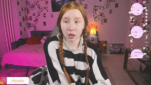 Snapshot of CallMeEffy1 chatting on September 10, 2025, 9:25 pm CallMeEffy1 online show from September 10, 2025, 9:25 pm