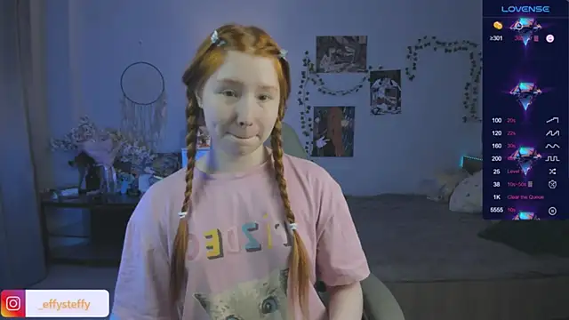 Snapshot of CallMeEffy1 chatting on November 21, 2025, 8:19 pm CallMeEffy1 online show from November 21, 2025, 8:19 pm