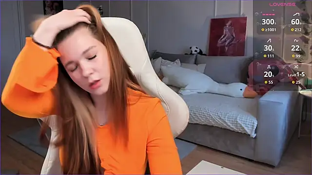 Frau Lina online show from April 28, 2026, 4:11 pm