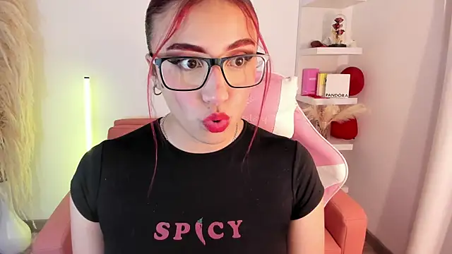 veronicaxx69 online show from March 9, 2026, 1:53 am