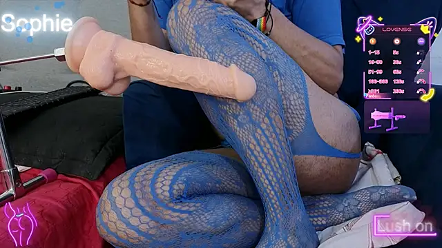 Sophiehuntress online show from October 4, 2025, 1:56 pm