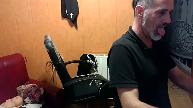 Lia Y PatrickX online show from September 30, 2025, 9:54 pm