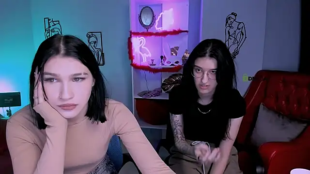 scarlet mooore online show from March 3, 2025, 11:56 pm