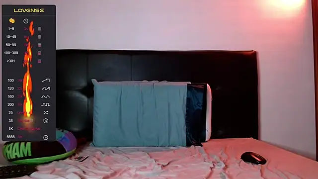 Snapshot of dap_XOXO chatting on February 26, 2025, 10:58 pm dap XOXO online show from February 26, 2025, 10:58 pm