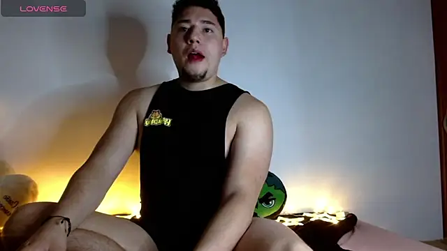 Snapshot of dap_XOXO chatting on December 15, 2024, 12:51 am dap XOXO online show from December 15, 2024, 12:51 am