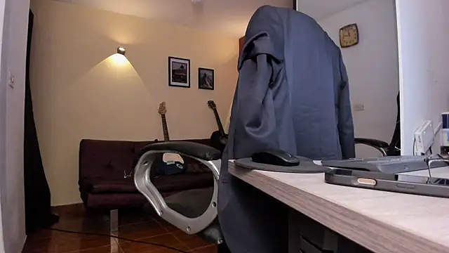 thesexlawyer1 online show from April 11, 2026, 7:45 am