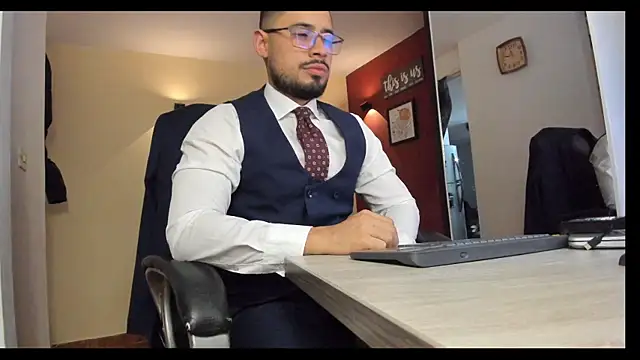 Snapshot of thesexlawyer1 chatting on December 20, 2025, 4:15 am thesexlawyer1 online show from December 20, 2025, 4:15 am