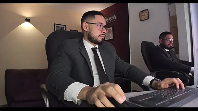 Snapshot of thesexlawyer1 chatting on January 14, 2026, 3:43 am thesexlawyer1 online show from January 14, 2026, 3:43 am