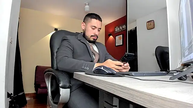 thesexlawyer1 online show from May 6, 2026, 2:04 am