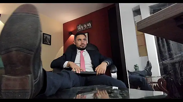 Snapshot of thesexlawyer1 chatting on November 15, 2025, 2:15 am thesexlawyer1 online show from November 15, 2025, 2:15 am