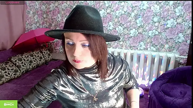 Julia-ru online show from June 1, 2026, 9:03 pm