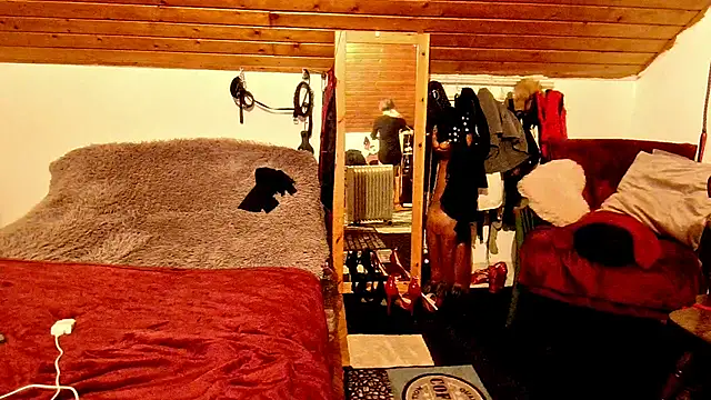 Hot Colettte online show from February 23, 2026, 8:53 pm