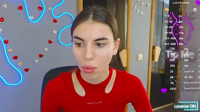 EmmyGreans online show from March 15, 2025, 6:25 am