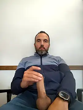 Snapshot of leon3875 chatting on February 12, 2026, 3:34 pm leon3875 online show from February 12, 2026, 3:34 pm